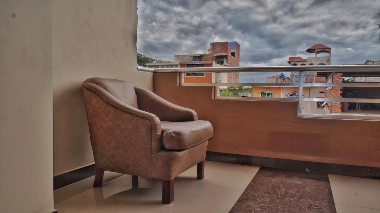 Vallejo Hotel Уакильяс Экстерьер фото