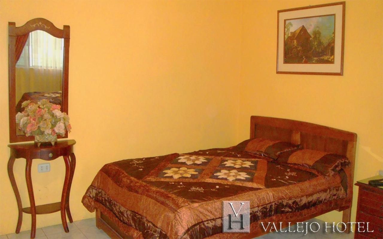 Vallejo Hotel Уакильяс Экстерьер фото